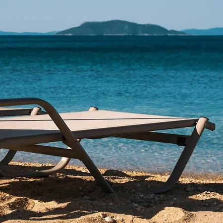 Han/Misafirhane Casa Bloo Adults Only Elia Nikitis