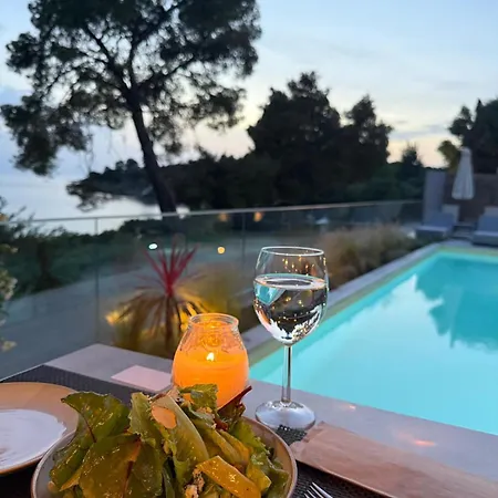 Casa Bloo Adults Only Han/Misafirhane Elia Nikitis